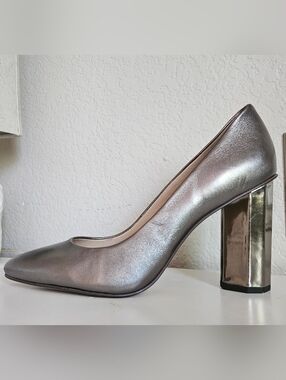 Louise Et Cie Landon Gunmetal Metallic Pumps US 10 EU 42